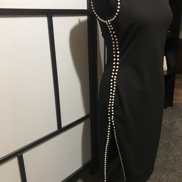 Dress - Picture 3 of 6